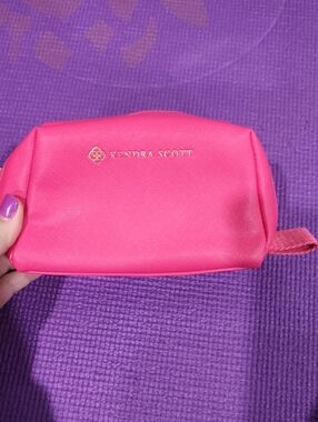 Kendra Scott Bright Pink Cosmetic Case with Gold Logo